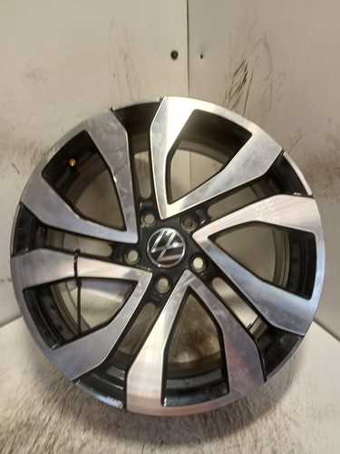 Volkswagen roc alloy - volkswagen, wheel