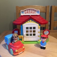 ELC Happyland Garage Play Set