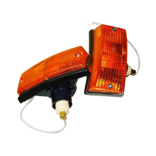Pair orange front turn - of,
