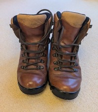 Ladies Brown Merrell Gortex