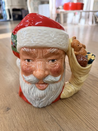 Vintage 1983 royal doulton - royal,