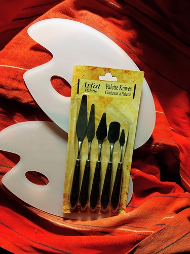 Palette knives and - palette,