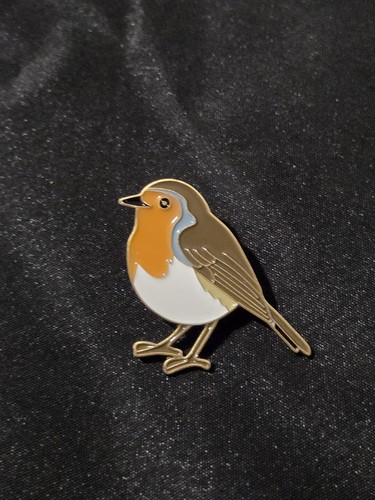 Robin bird pin badge brooch - bird,