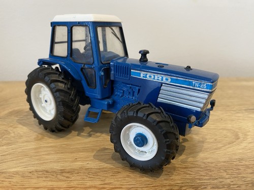 Britains ertl ford - ertl, tw-25