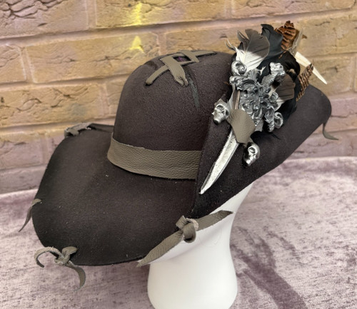 Dark grey distressed - dark,