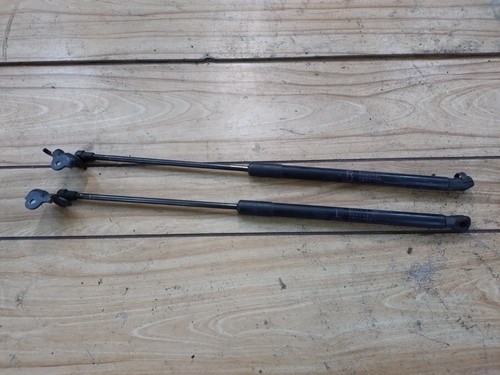 Lexus 450h bonnet lift - lexus,