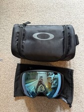 Oakley Flight Tracker l (+