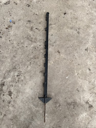 Used gallagher black 4ft - 10,