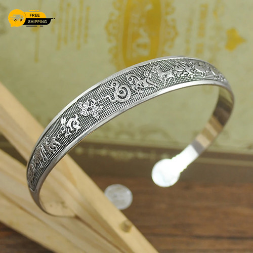 Vintage tibetan silver cuff - tibetan,