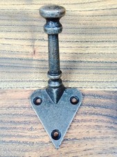 1 x CAST IRON  ART & CRAFTS