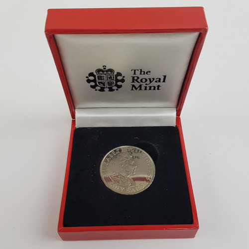 The royal mint queen elizabeth - the,