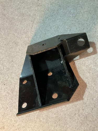 Land rover mounting bracket - rover,