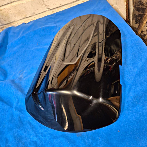 Rear seat cowl suzuki black - seat,