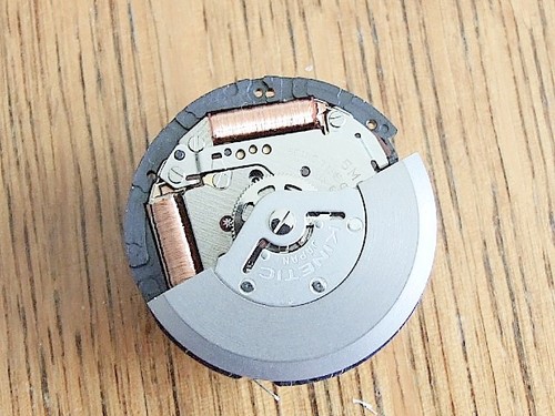 Seiko 5m62a kinetic watch - kinetic,