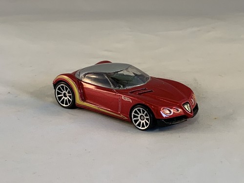 Hot wheels golden arrow 2003 - golden,