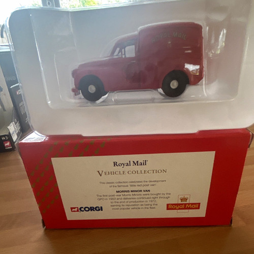 Corgi royal mail vehicle - royal,