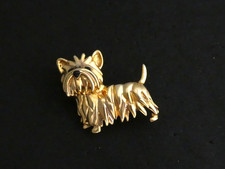 CUTE Goldtone Textured & Black Enamel Little Terrier Scottie Dog BROOCH