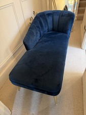 Elegant blue velvet chaise