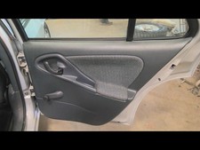 CAVALIER  2003 Door Trim Panel