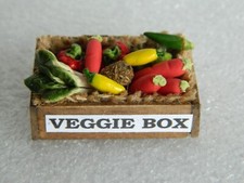 (F4)1/12th scale DOLLS HOUSE