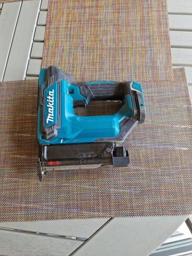 Makita pt354d 12v max - pt354d, cxt