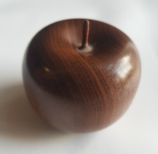 Apple wooden figural art