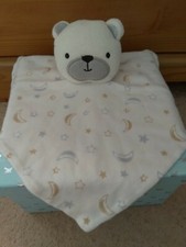 Kyle And Deena White Bear Comforter. Moon and stars. Comfort Blanket.