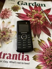 Samsung GT-E1120B Mobile Phone