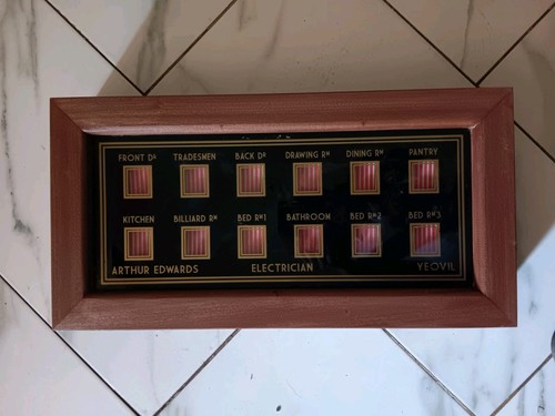 Butlers servants bell - ,