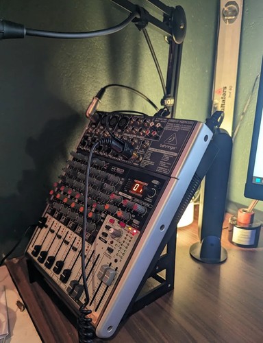 Heavy duty angled desktop - duty,