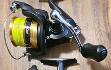 Shimano FX 2000 sized reel