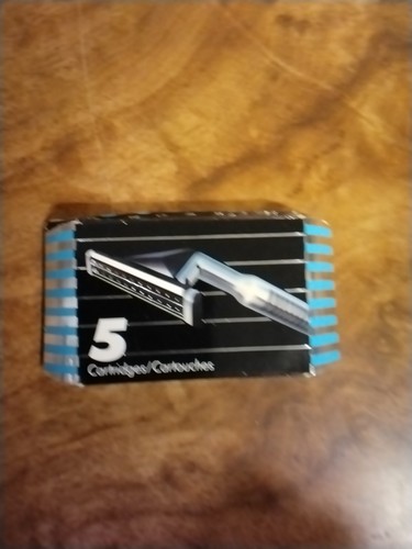 Gillette sensor razor blades - razor,