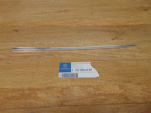 Radiator grille trim bar - grille,
