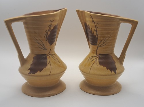Pair vintage delcroft ware - vintage,