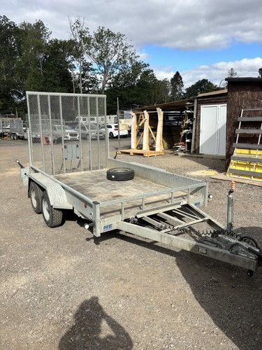 Meredith eyre plant - meredith, trailer