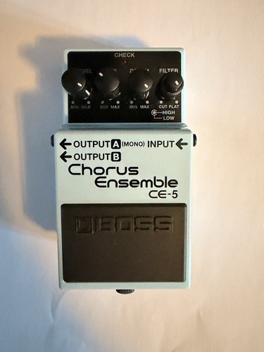 Boss chorus ensemble - ce-5,