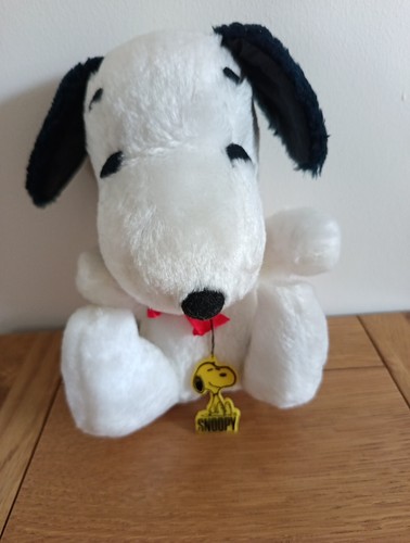 Vintage snoopy bean doll toy - bean,