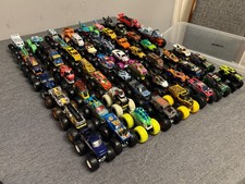 54x Monster Jam Trucks 1:64
