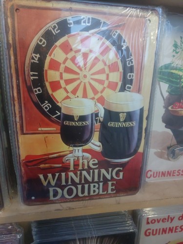 Guinness sign 20cm - 20cm, x