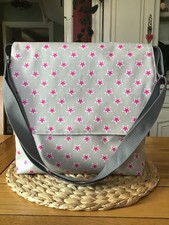 Messenger bag, cross body - new - HANDMADE - Pink Star Oilcloth