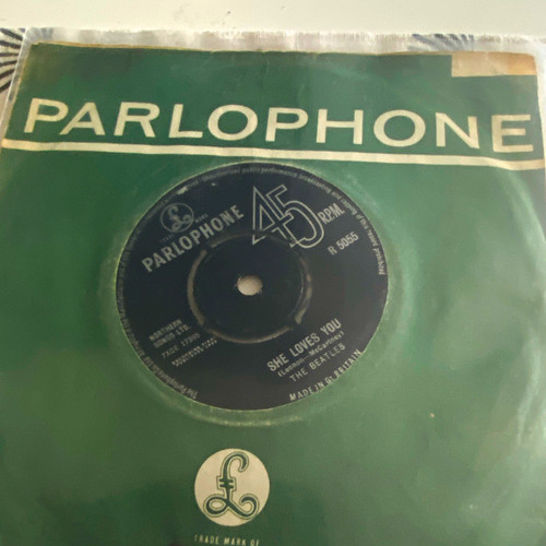 Parlophone the beatles she - parlophone,