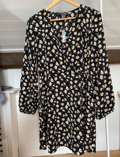 Women black flower pattern - women’s,