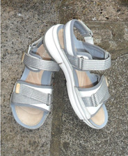 Clarks Tri Walk White Grey Combi Leather Trigenic Sandals Size 3D/35,5