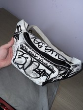 BALENCIAGA WHITE GRAFFITI