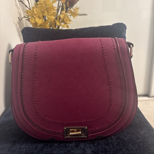 Victoria collection berry - victoria,
