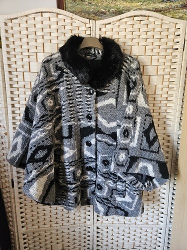 Made italy poncho coat - italy,