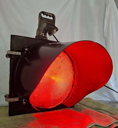 Vintage 1976 red traffic - vintage,
