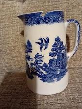 Blue white willow pattern jug pitcher notched collectable