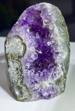 Large 402g amethyst crystal - amethyst,