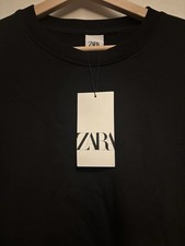 Zara Men’s Black Jumper Size